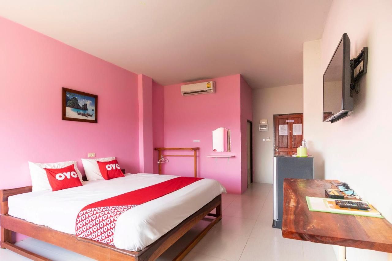 Oyo 632 Thanagrit Apartelle Tha Mai المظهر الخارجي الصورة